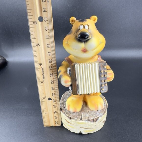 Vintage Resin Tiger Musician Playing the Accordion Harmonica Decorative Figurine - Picture 2 of 11